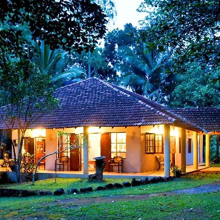 Captain'S Bungalow, Kandy Arawwawala Exterior photo